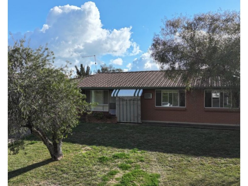 33 Kamilaroi Drive, Moree NSW 2400