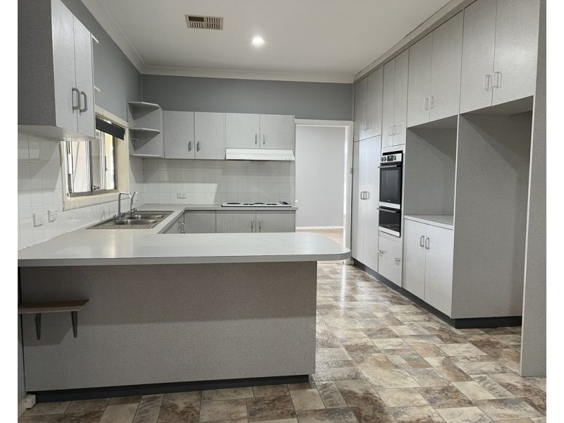 17 Gilbert Street, Walgett NSW 2832