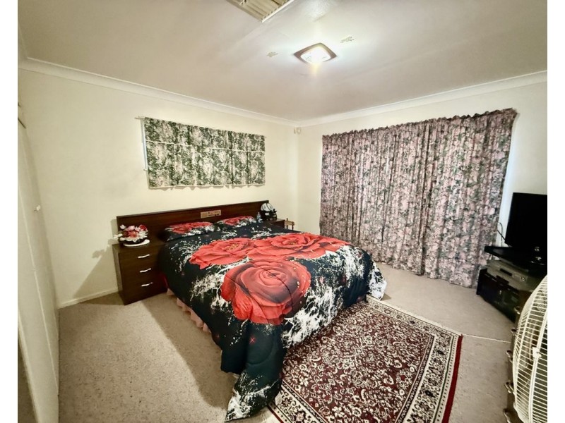 2 Warrina Crescent, Moree NSW 2400