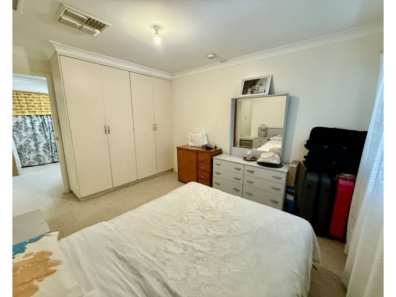 2 Warrina Crescent, Moree NSW 2400