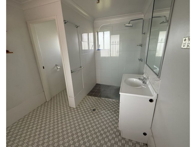 2 Bullus Drive, Moree NSW 2400