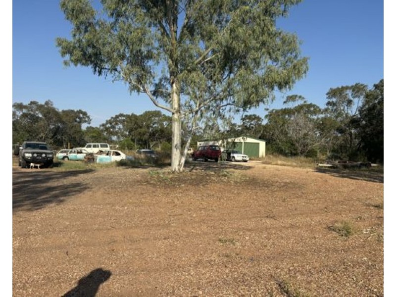 26 Nobby Road, Lightning Ridge NSW 2834