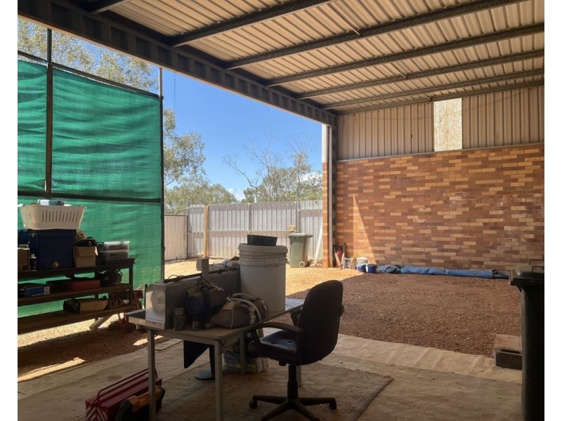28 Windlass Avenue, Lightning Ridge NSW 2834