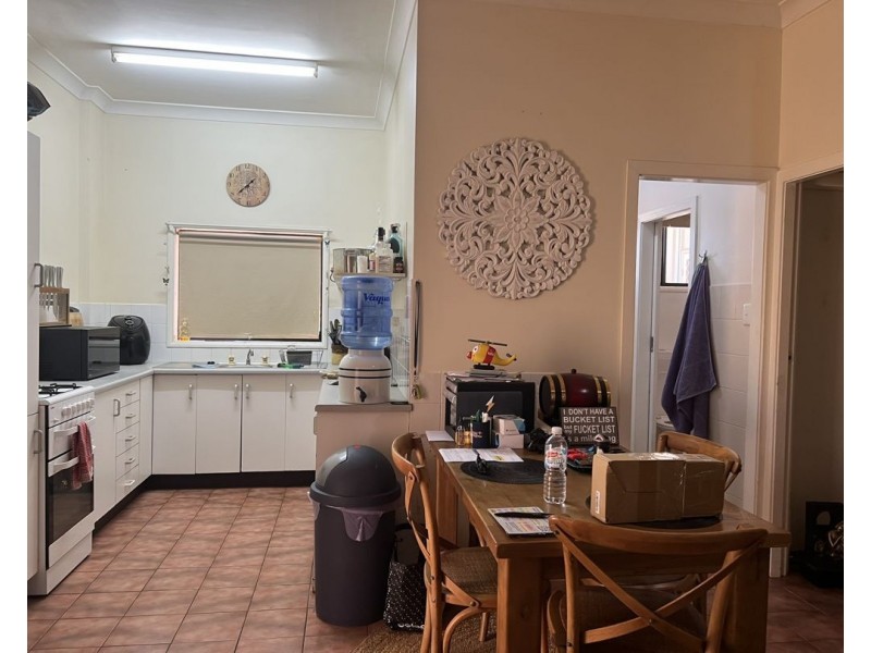28 Windlass Avenue, Lightning Ridge NSW 2834