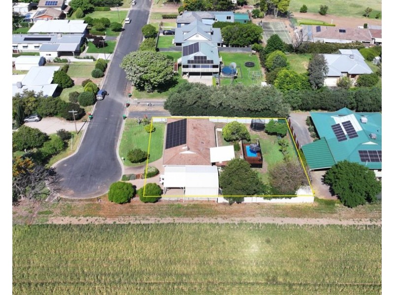 52 Tirzah Street, Moree NSW 2400