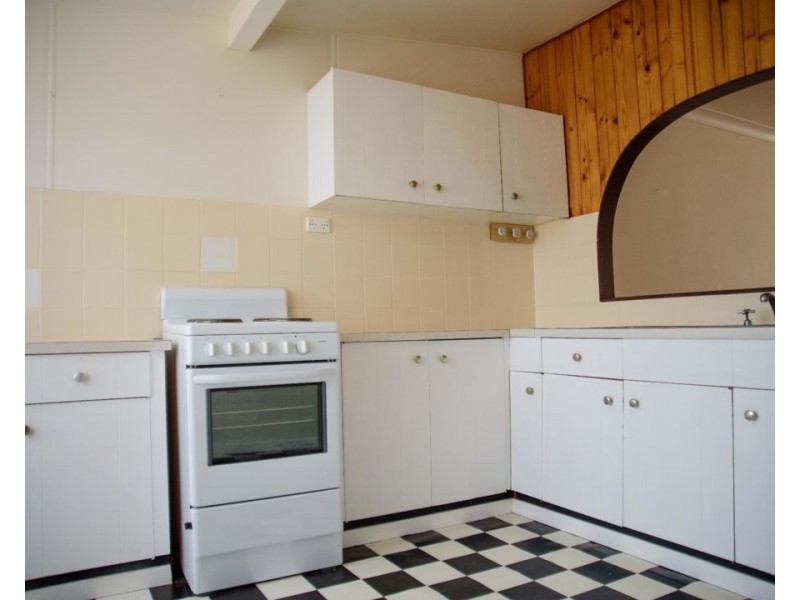 4 Red Robin Street, Lightning Ridge NSW 2834