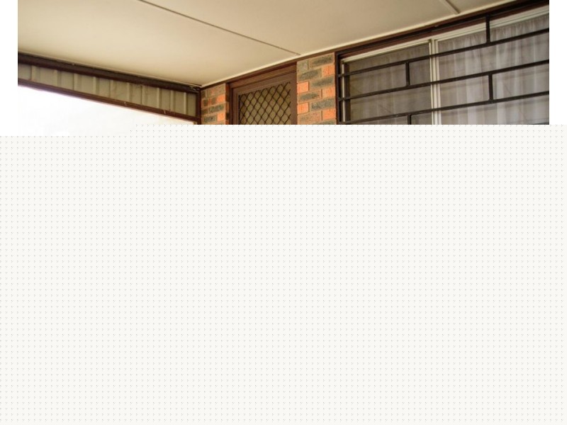 4 Red Robin Street, Lightning Ridge NSW 2834