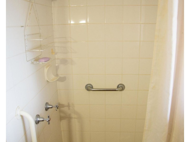 4 Red Robin Street, Lightning Ridge NSW 2834