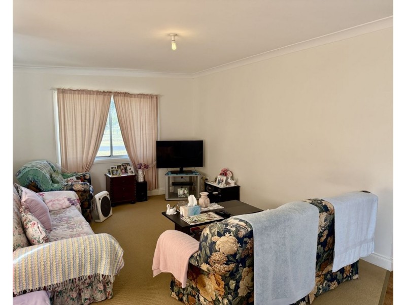 8 Centre Street, Pallamallawa NSW 2399