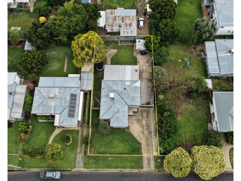 14 Mitchell Street, Moree NSW 2400