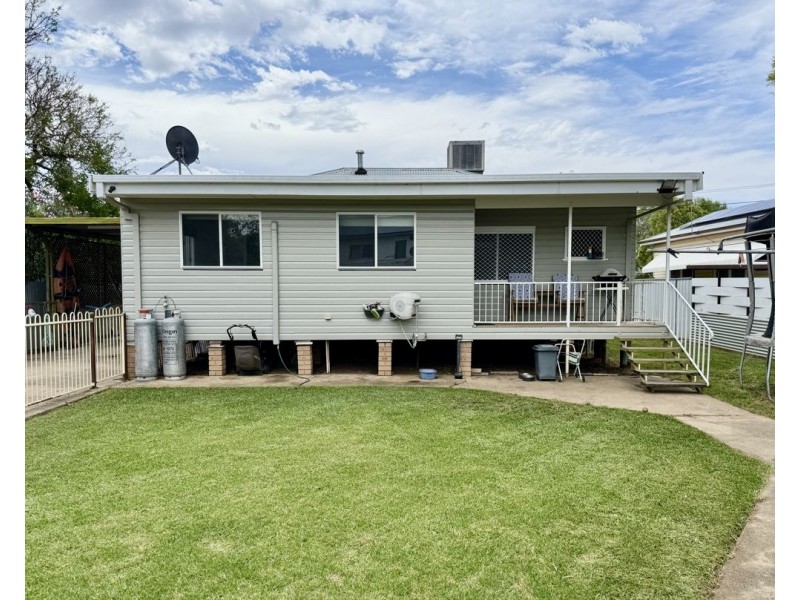 14 Mitchell Street, Moree NSW 2400