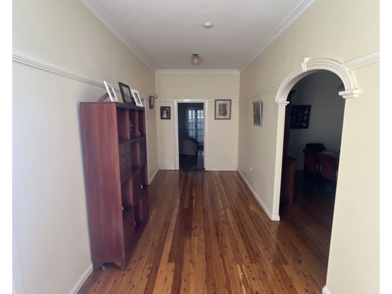 10 Webb Avenue, Moree NSW 2400