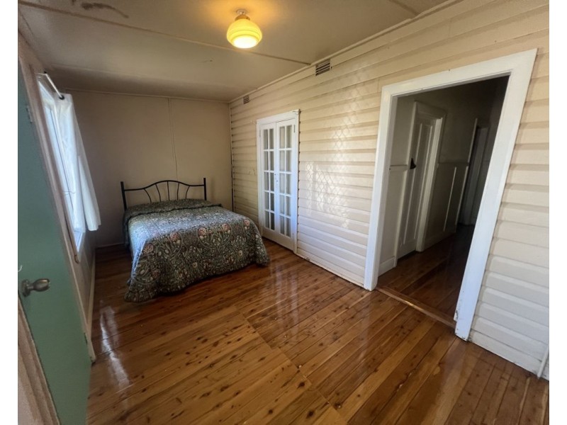 10 Webb Avenue, Moree NSW 2400