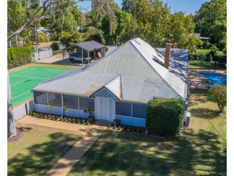 21 Sunnyside Road, Moree NSW 2400