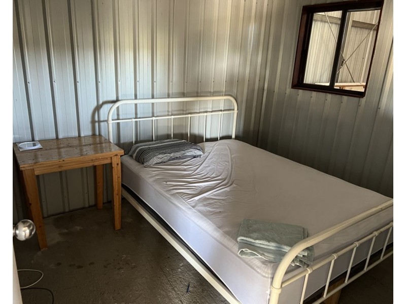 3 Fred Reece Way, Lightning Ridge NSW 2834