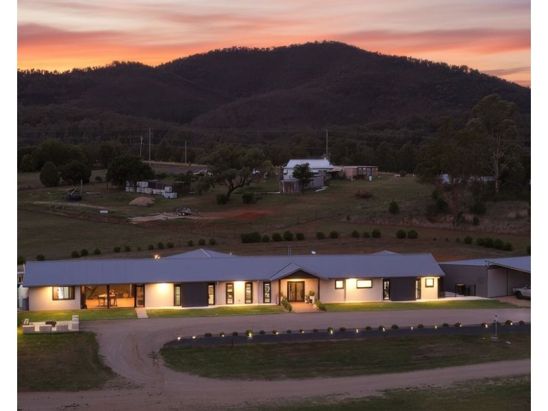 5 Brigalow St, Bingara NSW 2404
