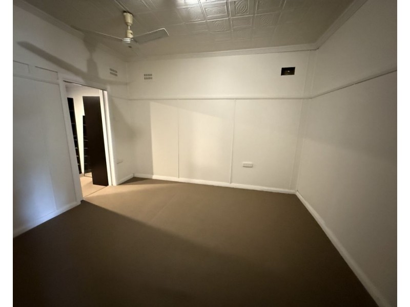 36 Iris ST, Moree NSW 2400