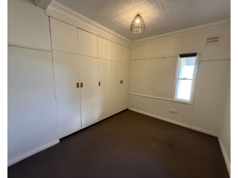 36 Iris ST, Moree NSW 2400