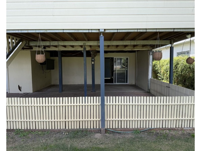 36 Iris ST, Moree NSW 2400