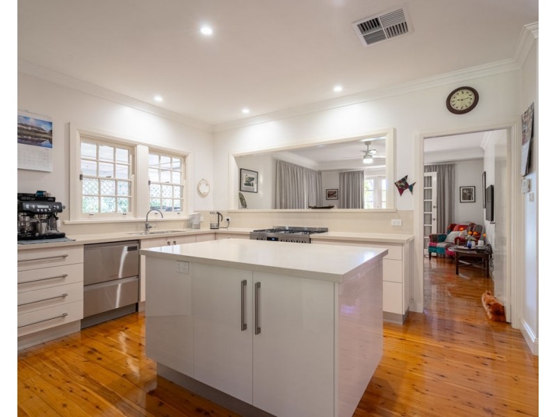 6 Tirzah Street, Moree NSW 2400
