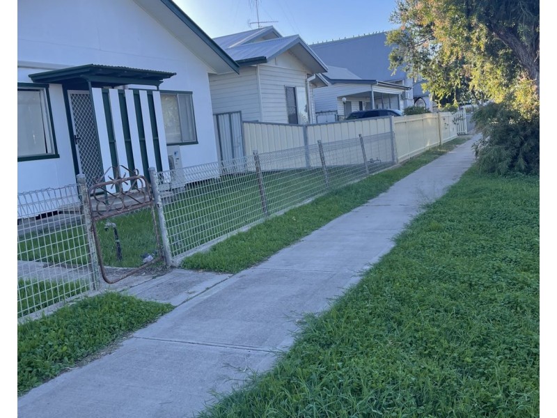 34 Wee Waa Street, Walgett NSW 2832