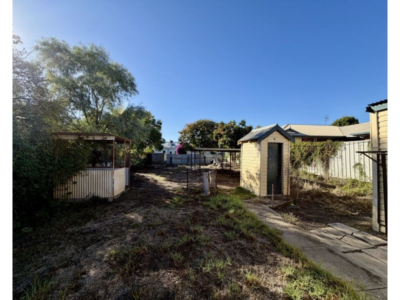 10 Chester Street, Moree NSW 2400