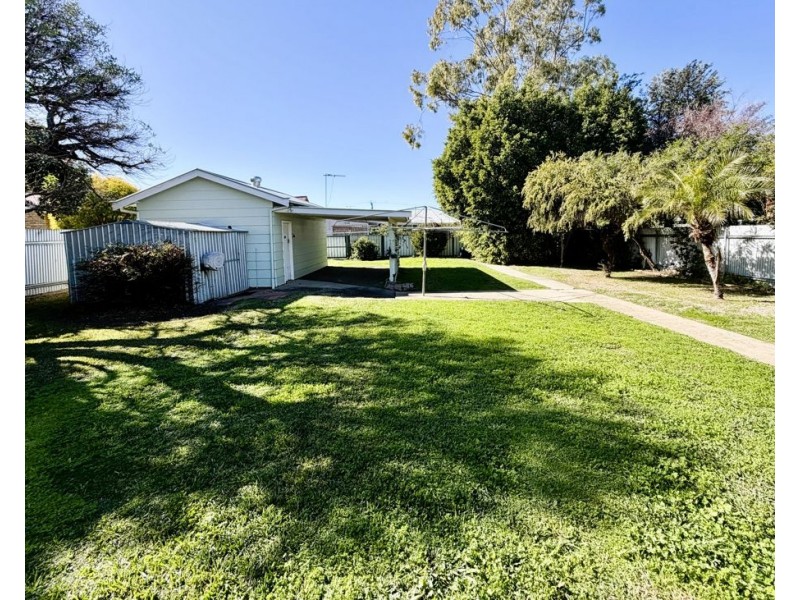 330 Auburn Street, Moree NSW 2400
