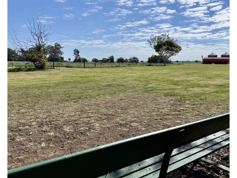 52 Cheecum Road, Moree NSW 2400