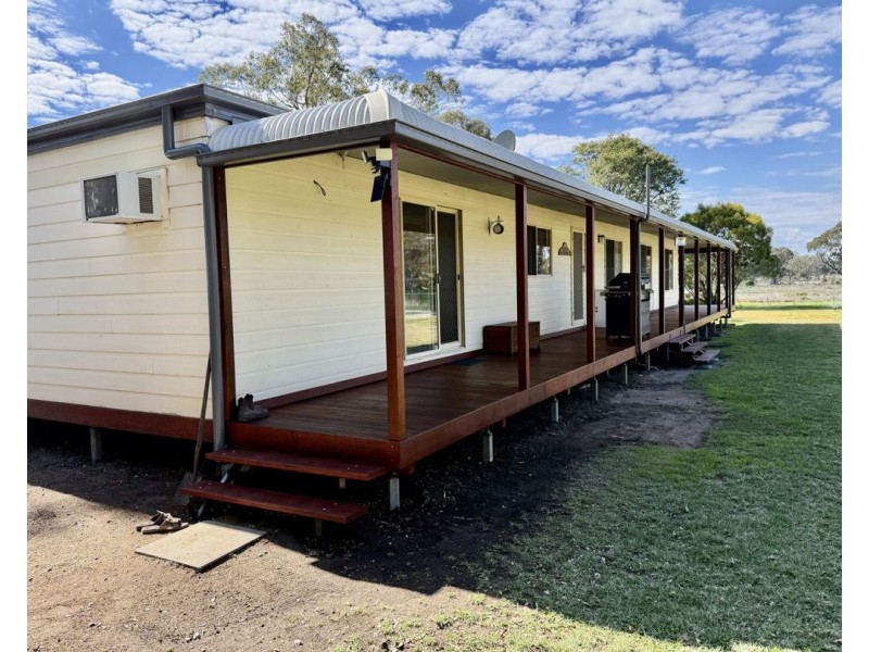 52 Cheecum Road, Moree NSW 2400