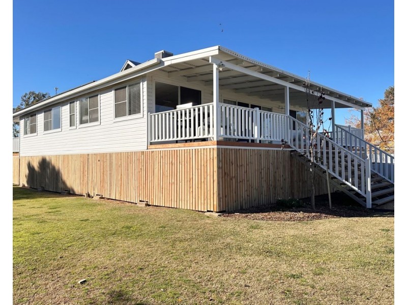 11 Carnarvon Hwy, Moree NSW 2400