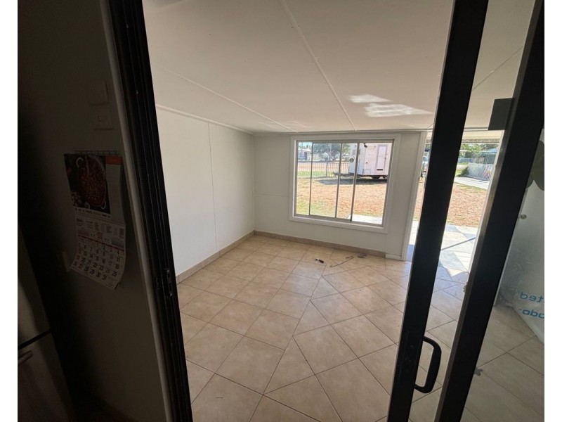 10 Potch Street, Lightning Ridge NSW 2834
