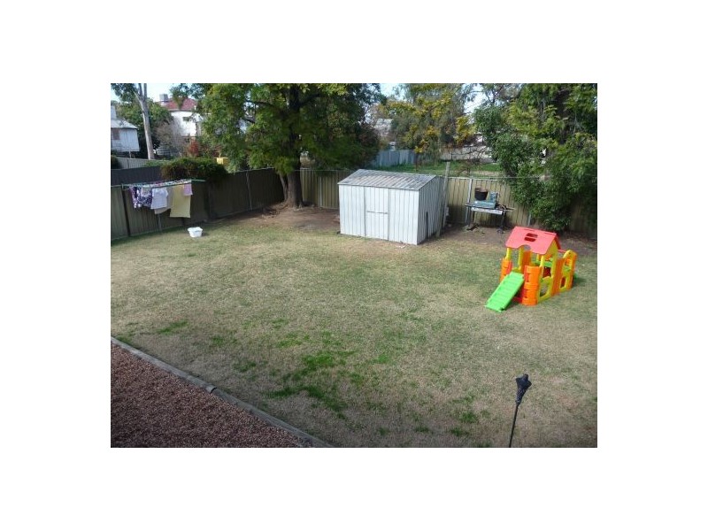28 Iris Street, Moree NSW 2400