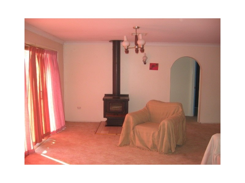 6 Julia Place, Moree NSW 2400