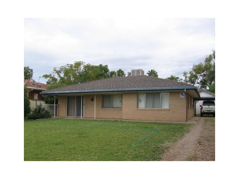 4 Lorna Rae Avenue, Moree NSW 2400