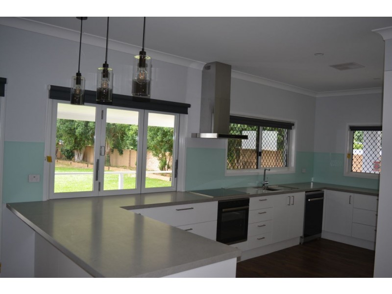 3 URALLIE PLACE, Moree NSW 2400