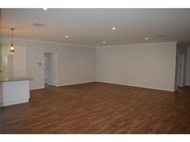 3 URALLIE PLACE, Moree NSW 2400
