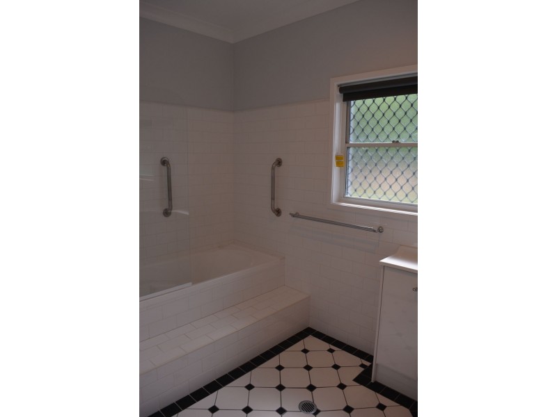 3 URALLIE PLACE, Moree NSW 2400