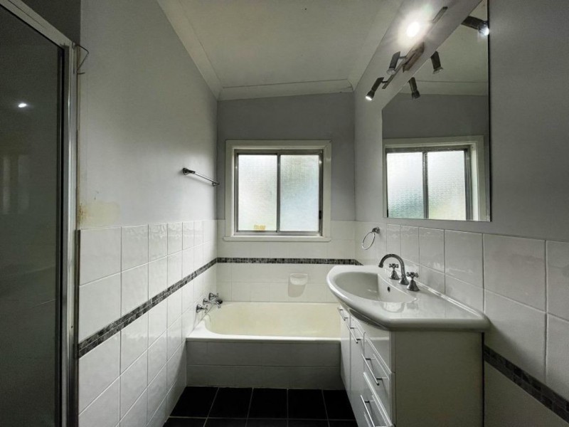 64 Edward Street, Moree NSW 2400