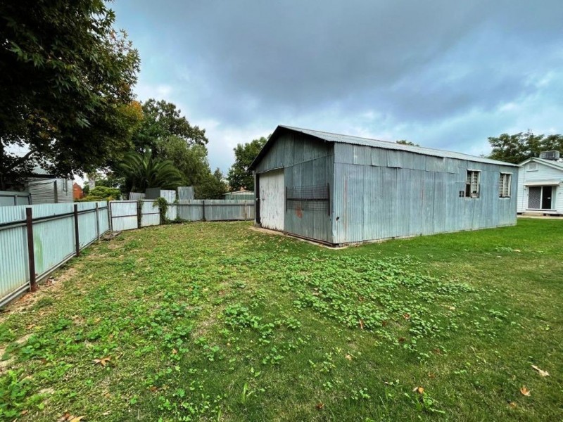 64 Edward Street, Moree NSW 2400