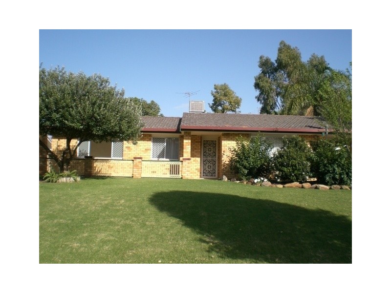 13  Orana Avenue, Moree NSW 2400