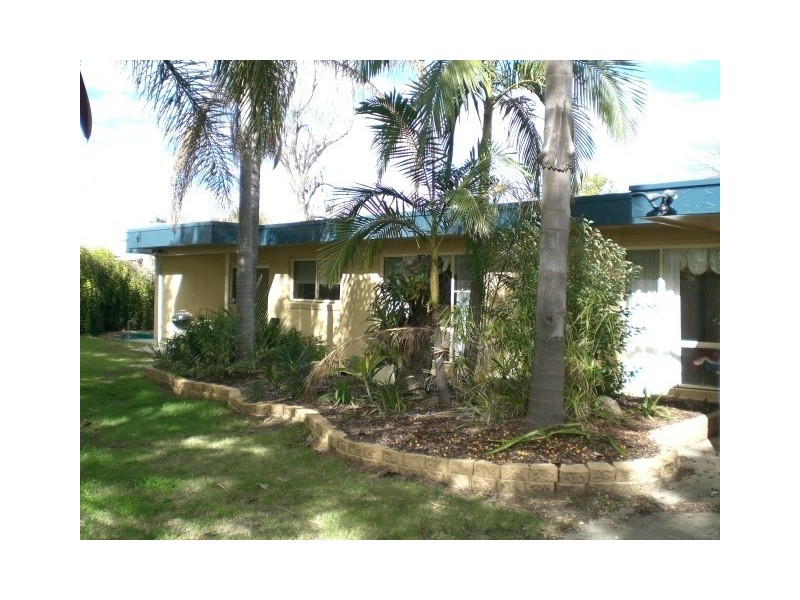6 Karingal Place, Moree NSW 2400