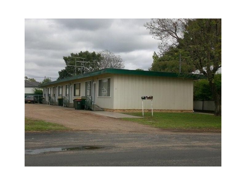 35 Chester Street, Moree NSW 2400