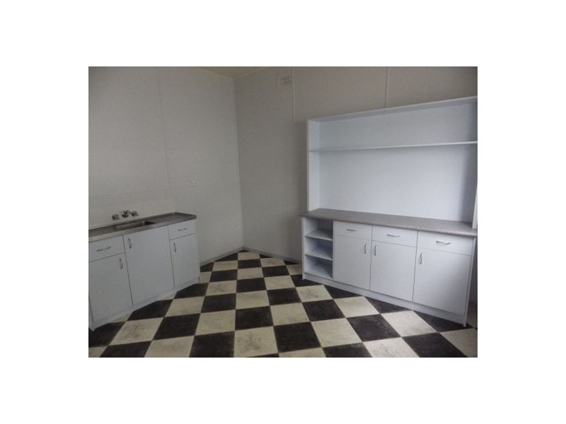 7 Oak St, Moree NSW 2400