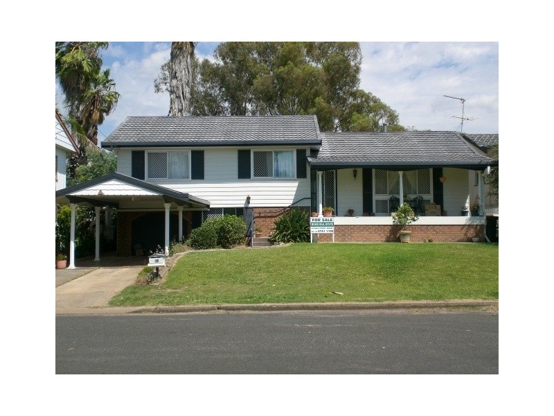 19 Kamilaroi Drive, Moree NSW 2400