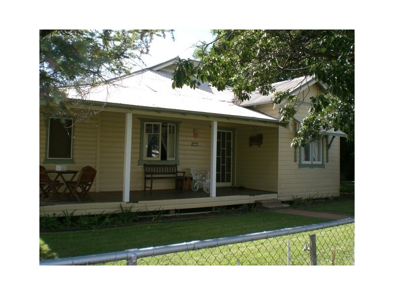 30 Edward Street, Moree NSW 2400