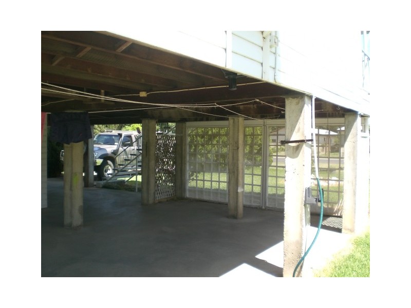 16 Oak Street, Moree NSW 2400