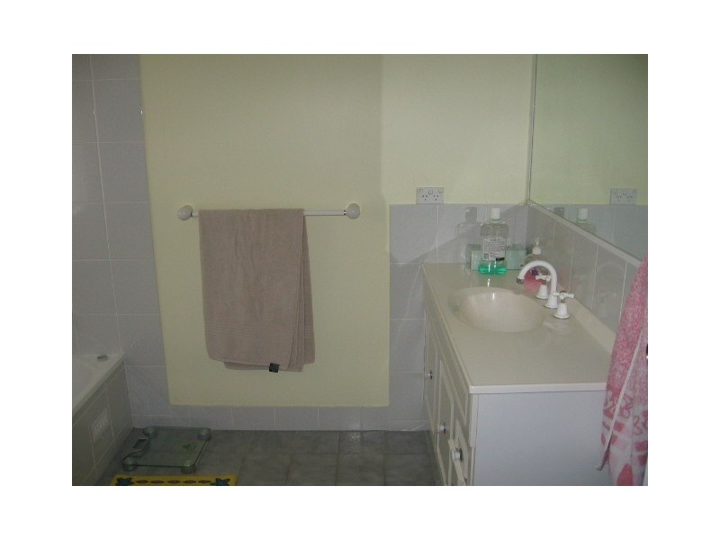 4 Callaillie Avenue, Moree NSW 2400