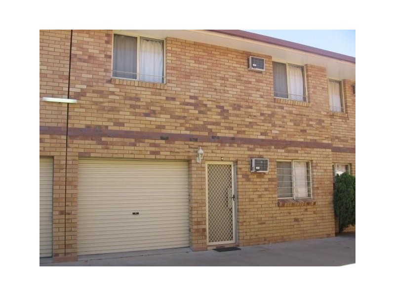 Unit 4 4-6 Dover Street, Moree NSW 2400