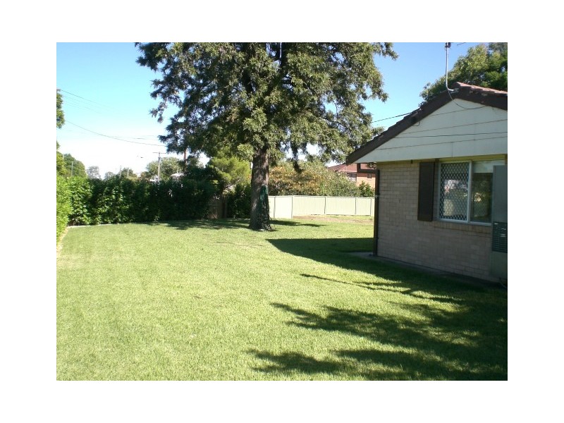 15 Logan Lane, Moree NSW 2400