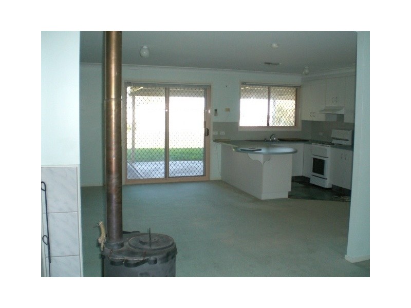 12 Loren Avenue, Moree NSW 2400